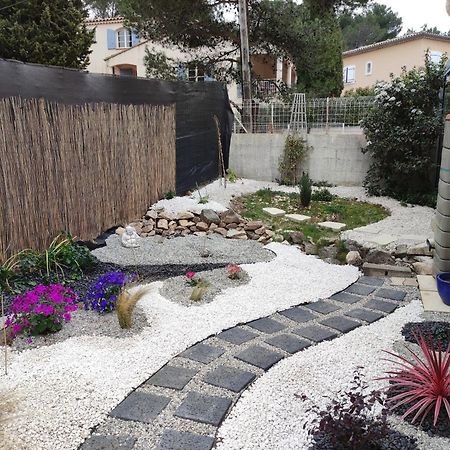 Le Jardin Des Rocailles - Villa 4 Chambres Climatisee Avec Piscine A Deux Pas D'Avignon Villeneuve-lès-Avignon Εξωτερικό φωτογραφία