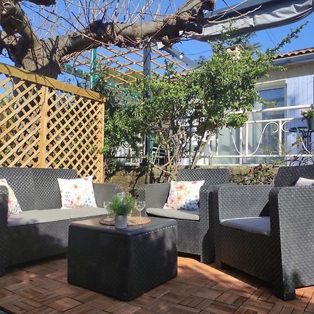 Le Jardin Des Rocailles - Villa 4 Chambres Climatisee Avec Piscine A Deux Pas D'Avignon Villeneuve-lès-Avignon Εξωτερικό φωτογραφία