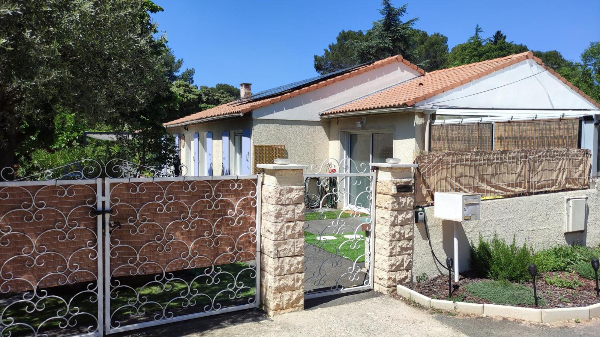 Le Jardin Des Rocailles - Villa 4 Chambres Climatisee Avec Piscine A Deux Pas D'Avignon Villeneuve-lès-Avignon Εξωτερικό φωτογραφία