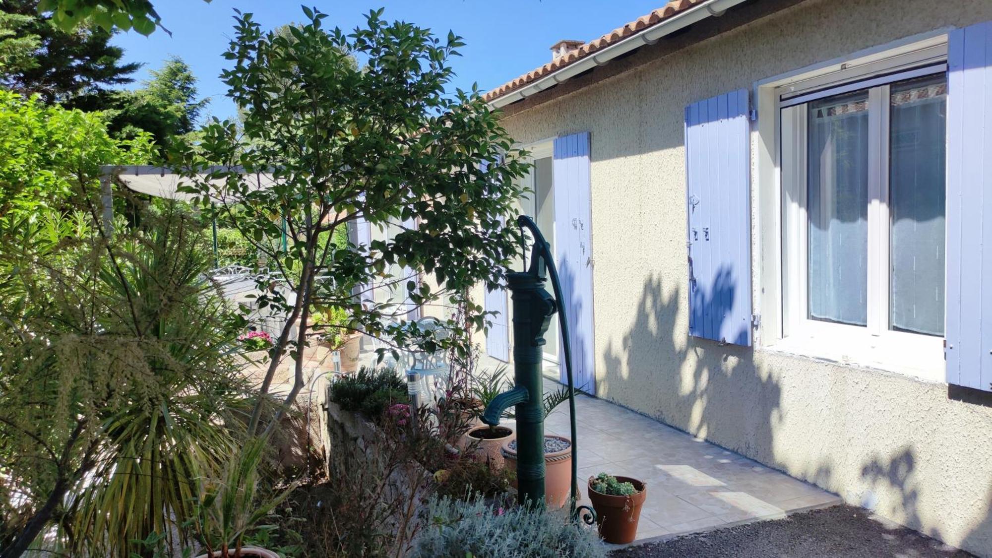 Le Jardin Des Rocailles - Villa 4 Chambres Climatisee Avec Piscine A Deux Pas D'Avignon Villeneuve-lès-Avignon Εξωτερικό φωτογραφία